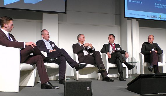 ITB Hospitality Day 2013 Panel Junge Reisende vl zumButtelHilmar MichaelCarl FoesteDirk ChapmanDavid RichardsGreg